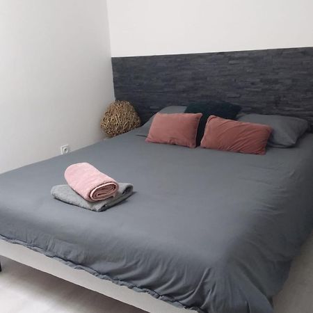 Doga Bel Appartement 1Er Etage 4 Personnes Bebe Reims Exterior photo